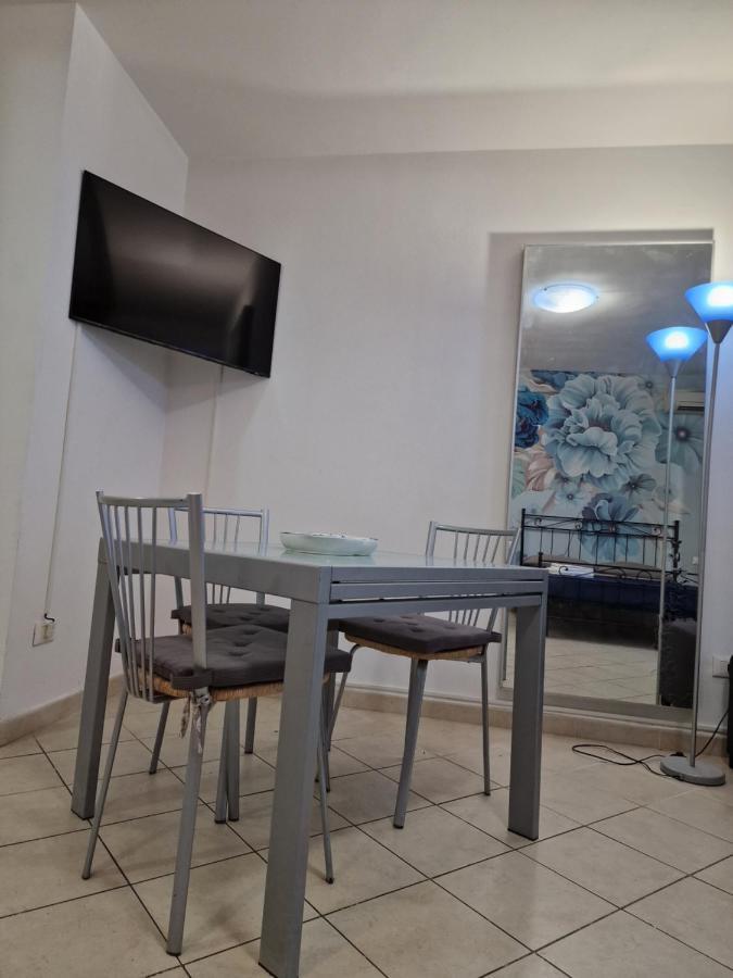 Casa Mon Amour ลีวอร์โน ภายนอก รูปภาพ