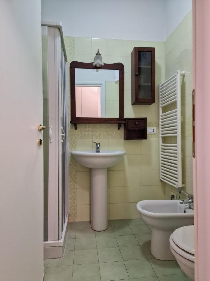 Casa Mon Amour ลีวอร์โน ภายนอก รูปภาพ